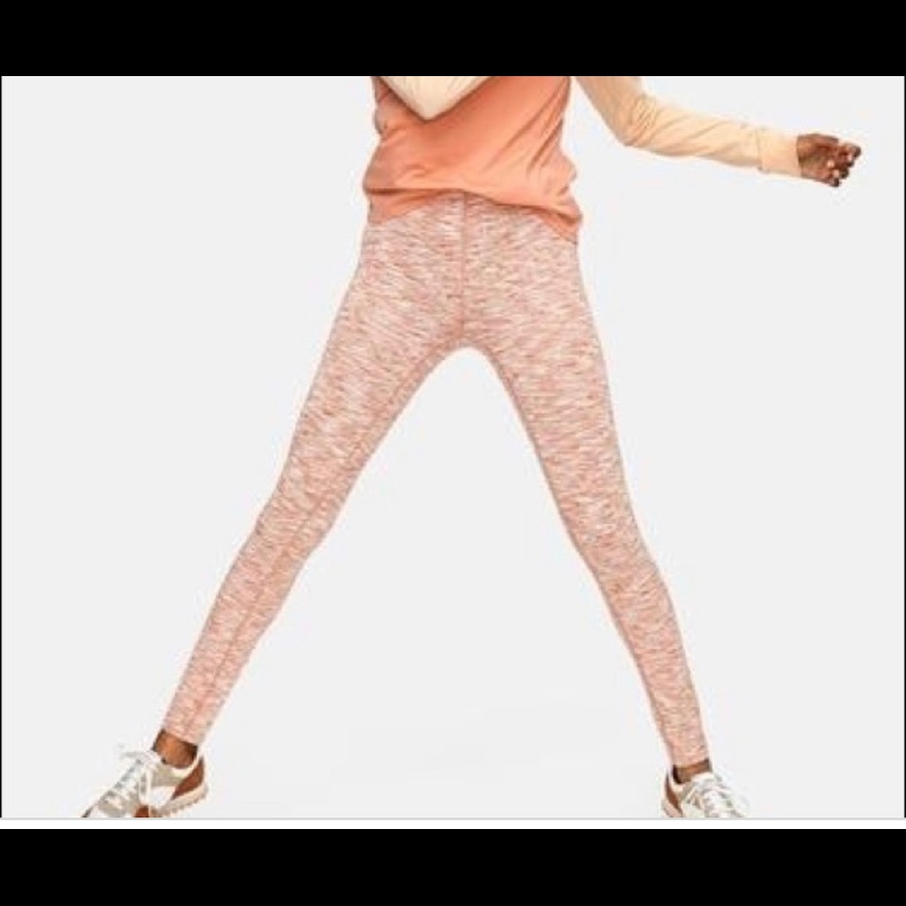 NWT Outdoor Voices Terraknit 7/8 leggings in clay